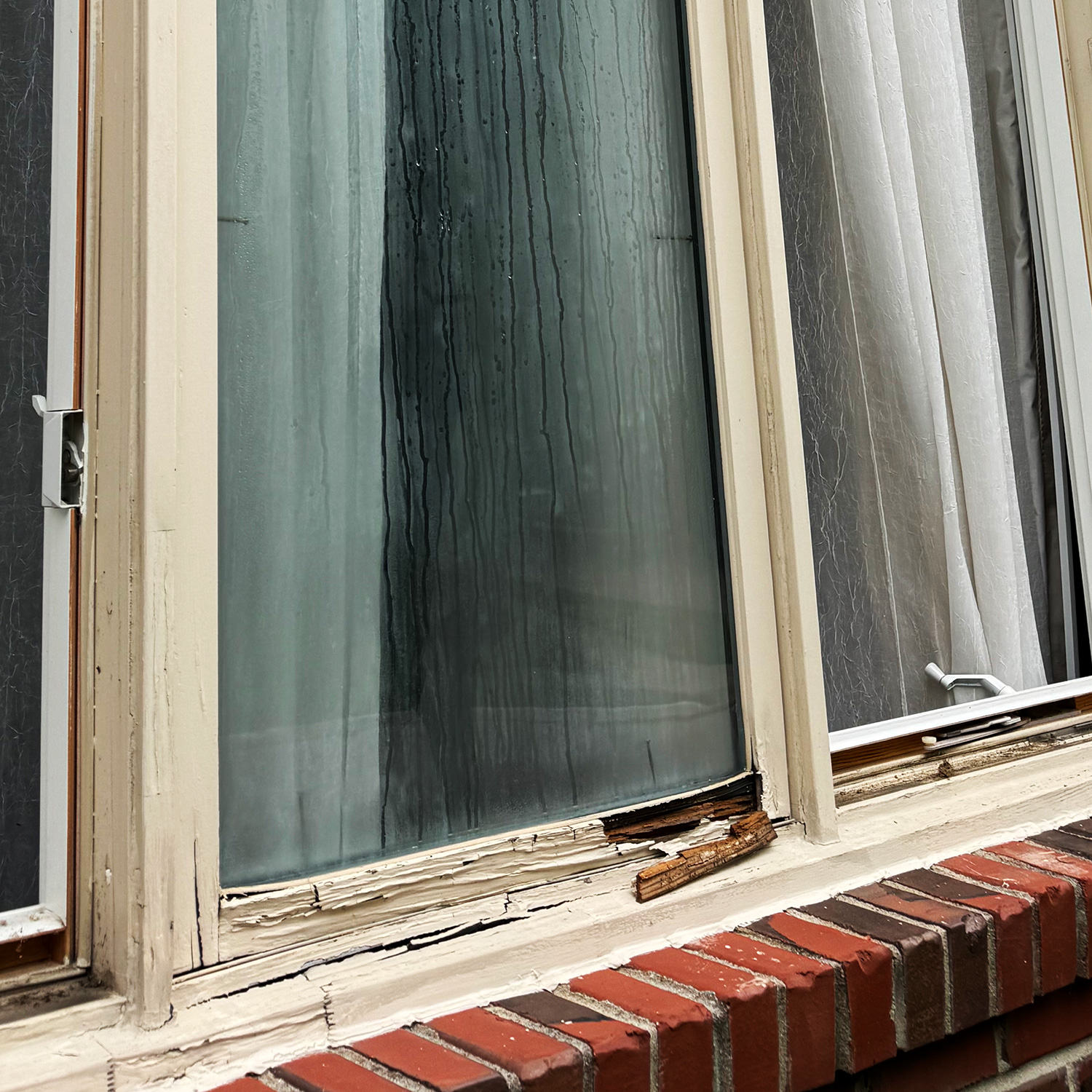 Window repair and glass replacement